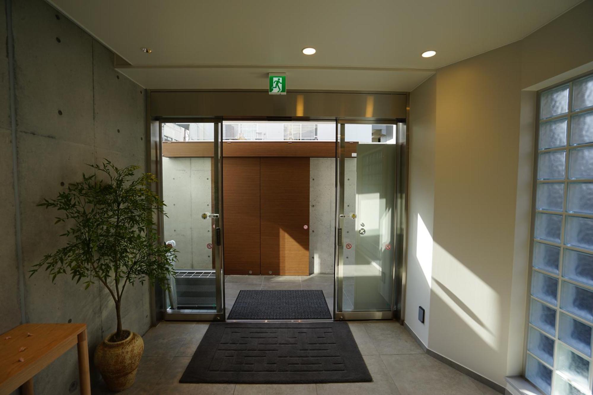 Da Haus Shinjuku Hotel Tokyo Exterior photo